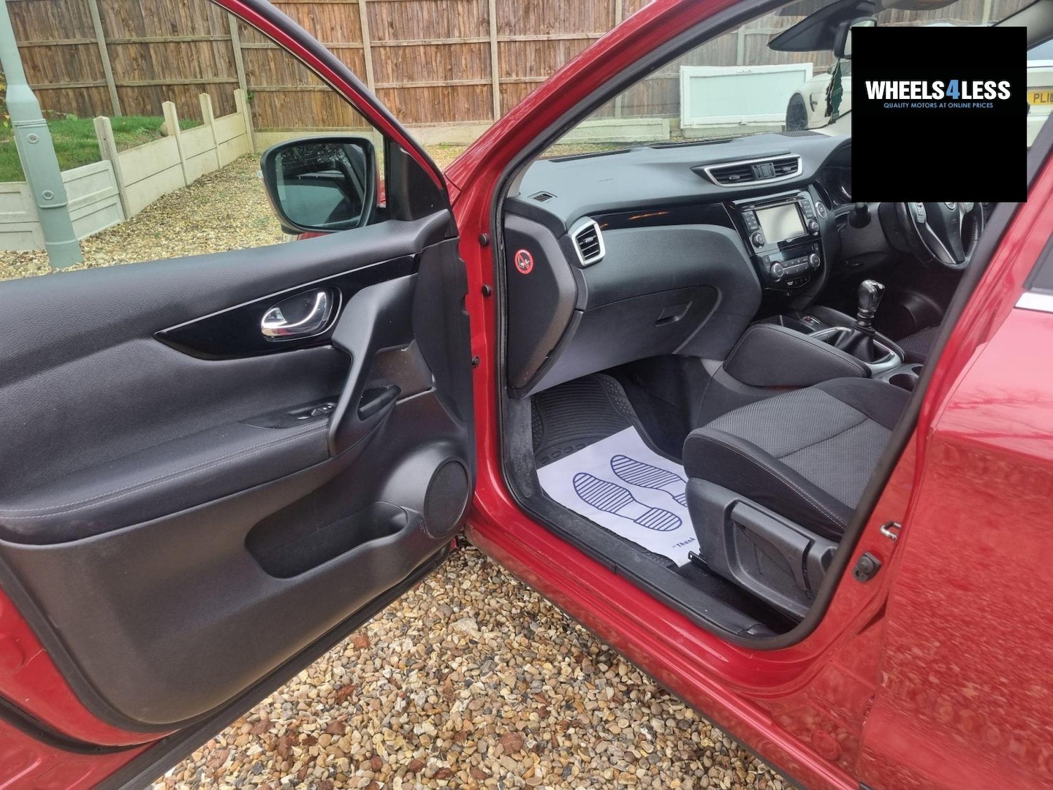 Used Nissan Qashqai 2016 for sale - 76384598: Photo 10