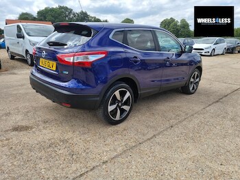 Used Nissan Qashqai 2015 for sale - 79407885: Photo