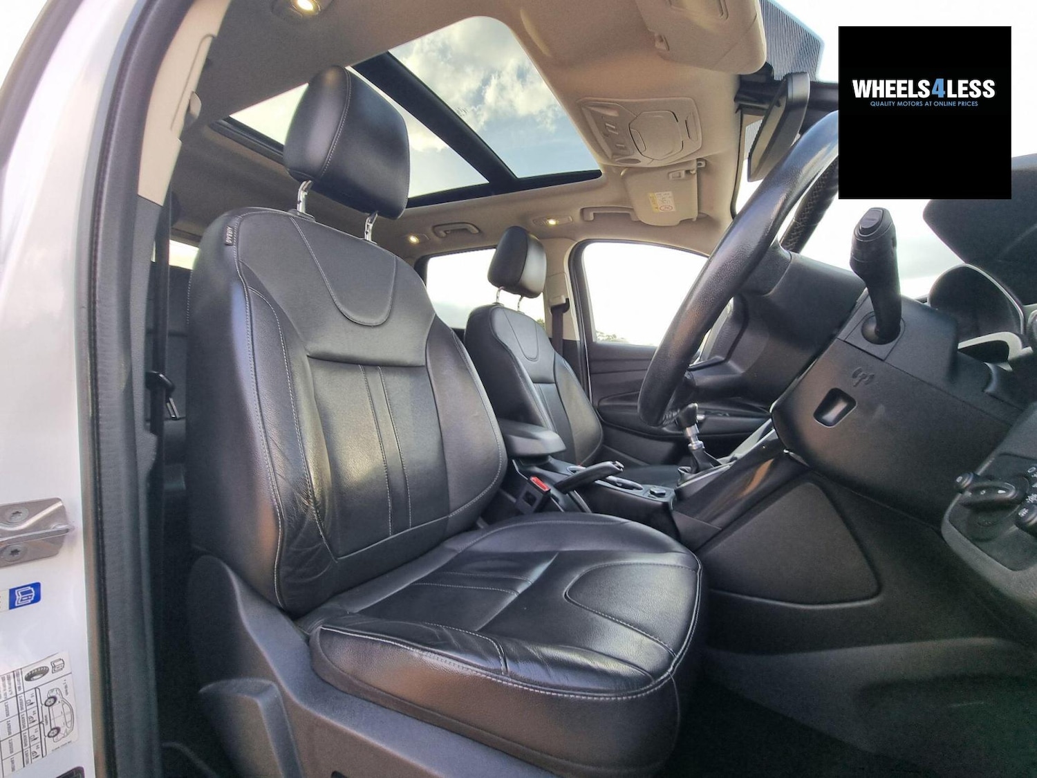 Used Ford Kuga 2015 for sale - 76384609: Photo 11