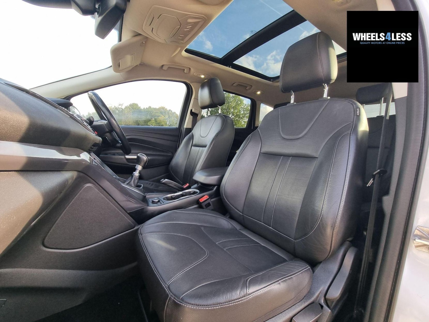 Used Ford Kuga 2015 for sale - 76384609: Photo 12