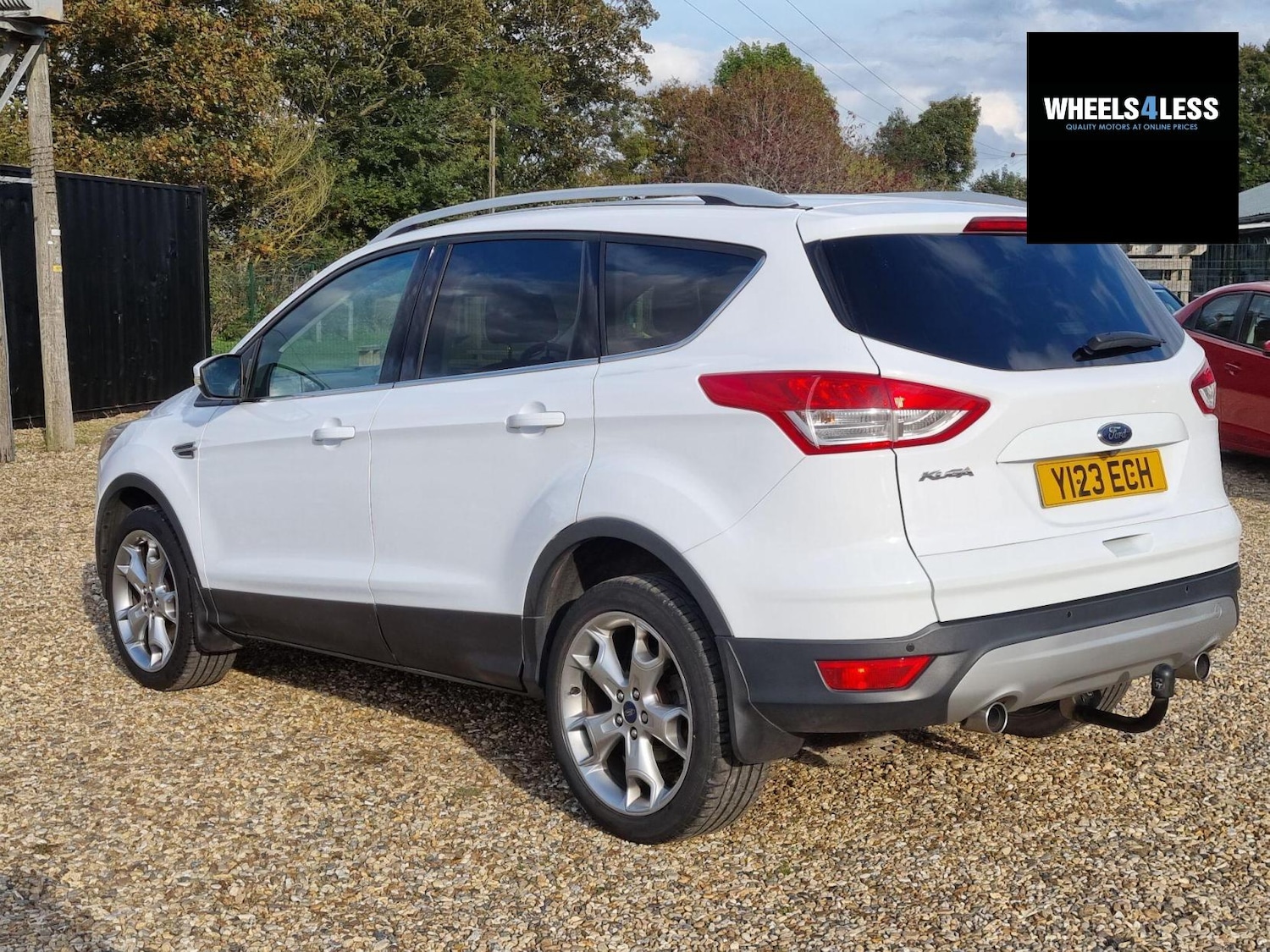 Used Ford Kuga 2015 for sale - 76384609: Photo 4