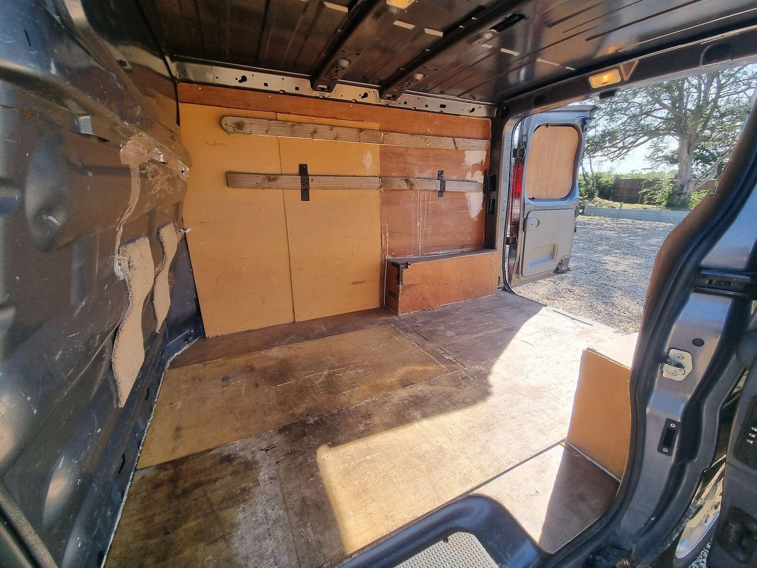 Vehicle 21