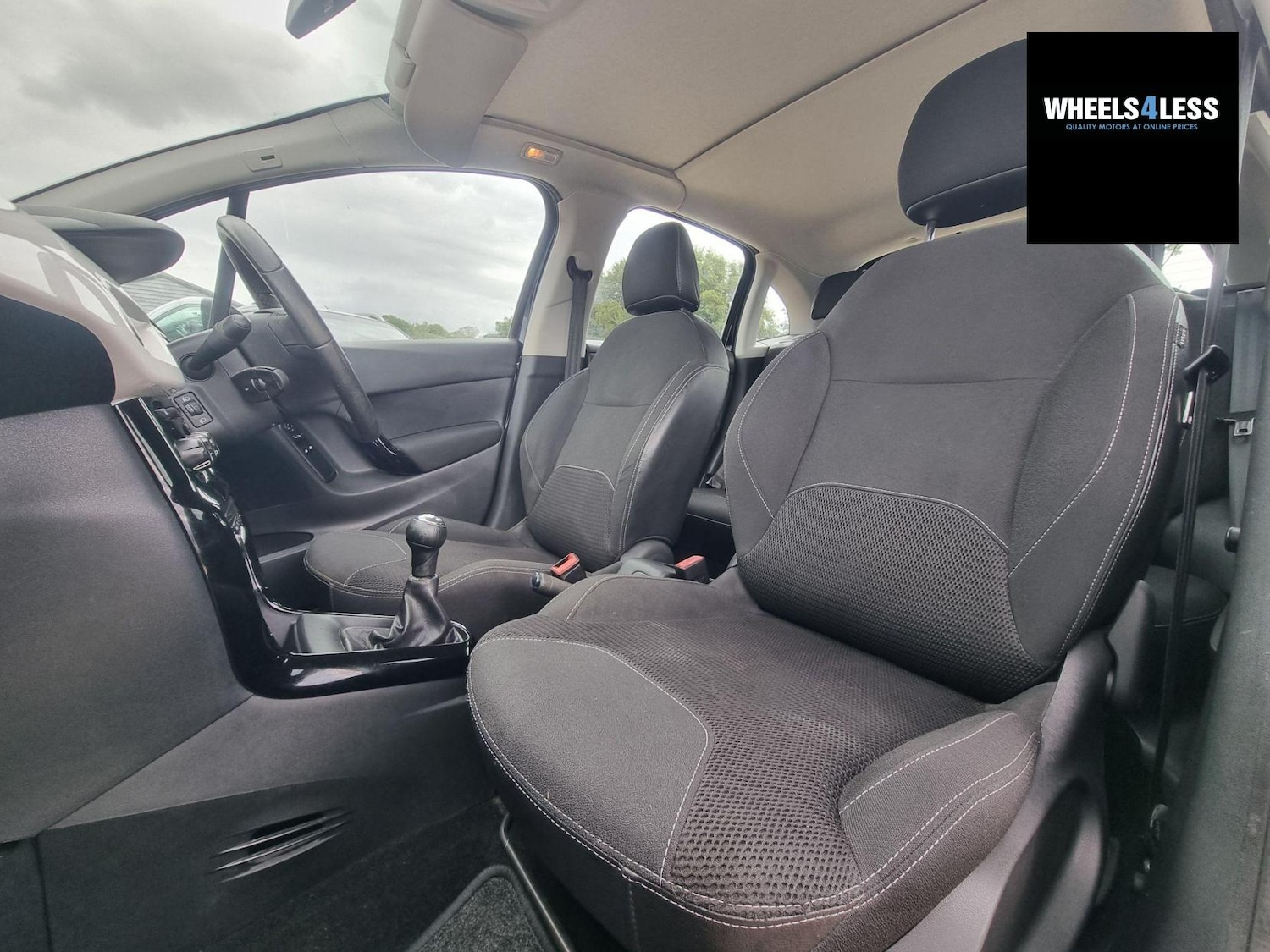 Used Citroen C3 2013 for sale - 76384615: Photo 11