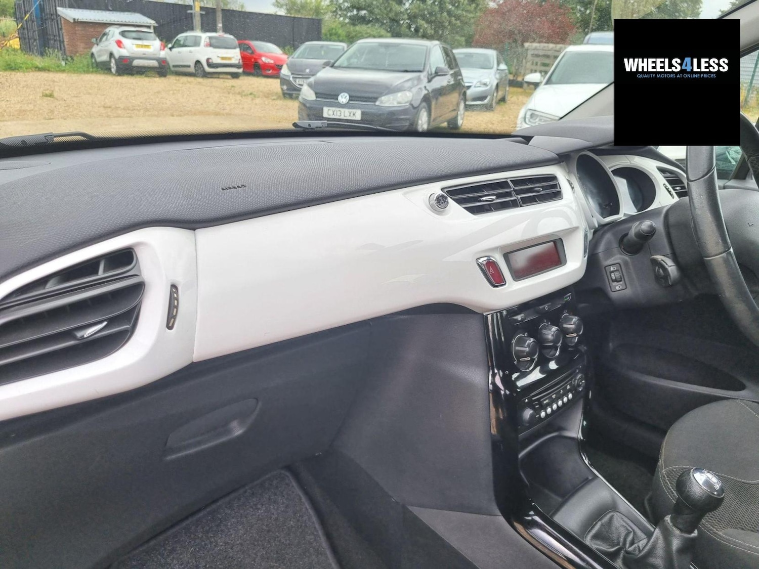 Used Citroen C3 2013 for sale - 76384615: Photo 13