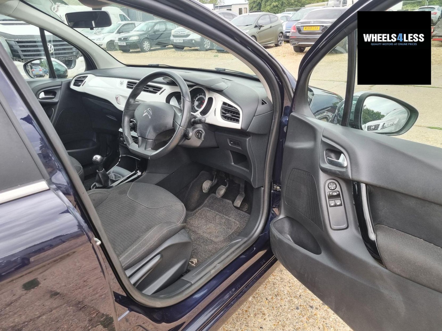 Used Citroen C3 2013 for sale - 76384615: Photo 24