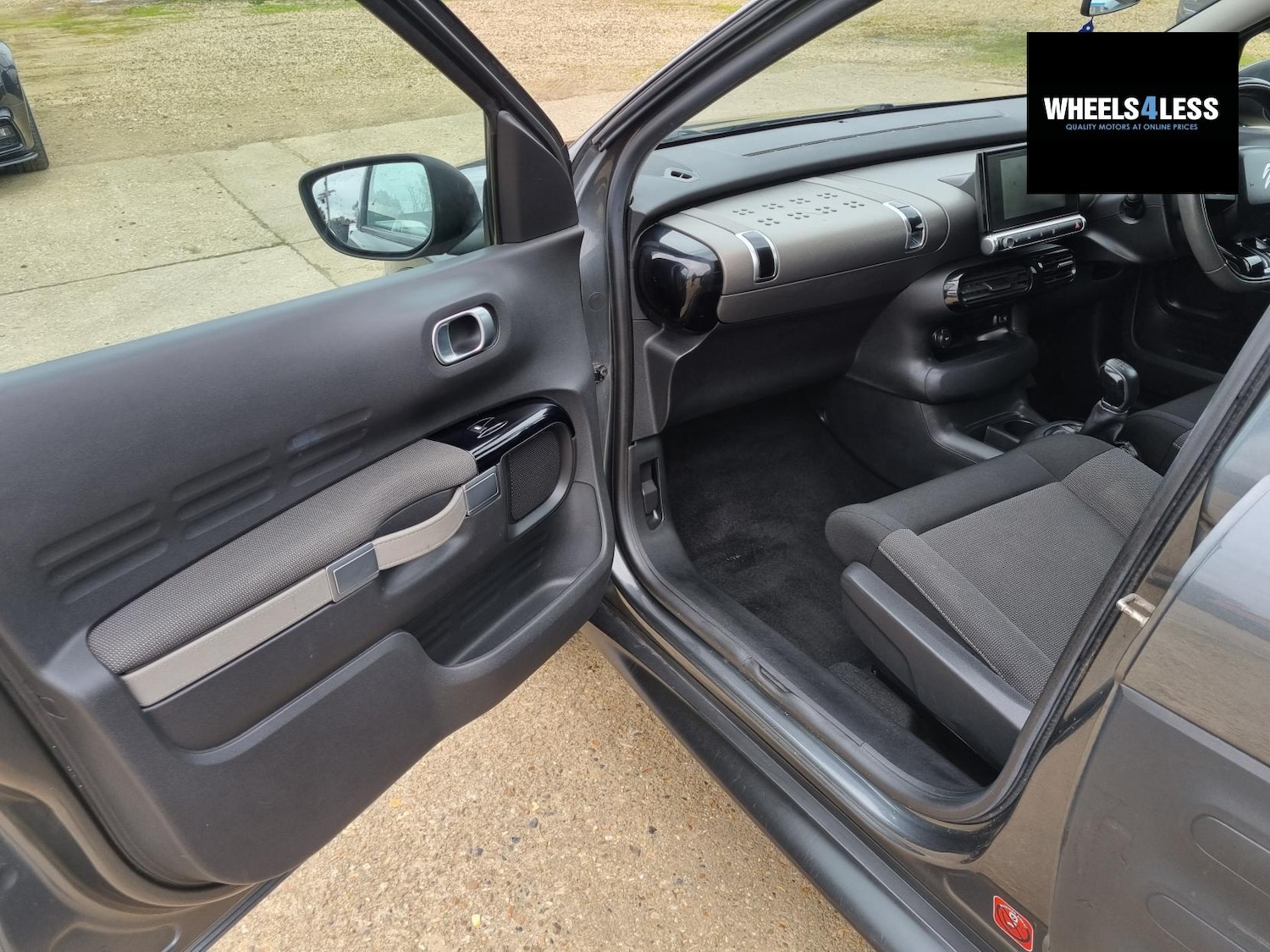 Used Citroen C4 Cactus 2015 for sale - 77679035: Photo 10