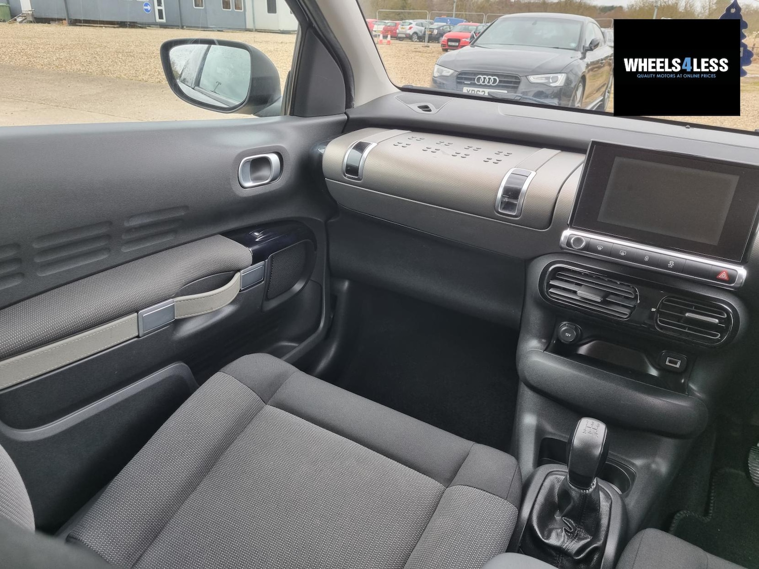 Used Citroen C4 Cactus 2015 for sale - 77679035: Photo 13