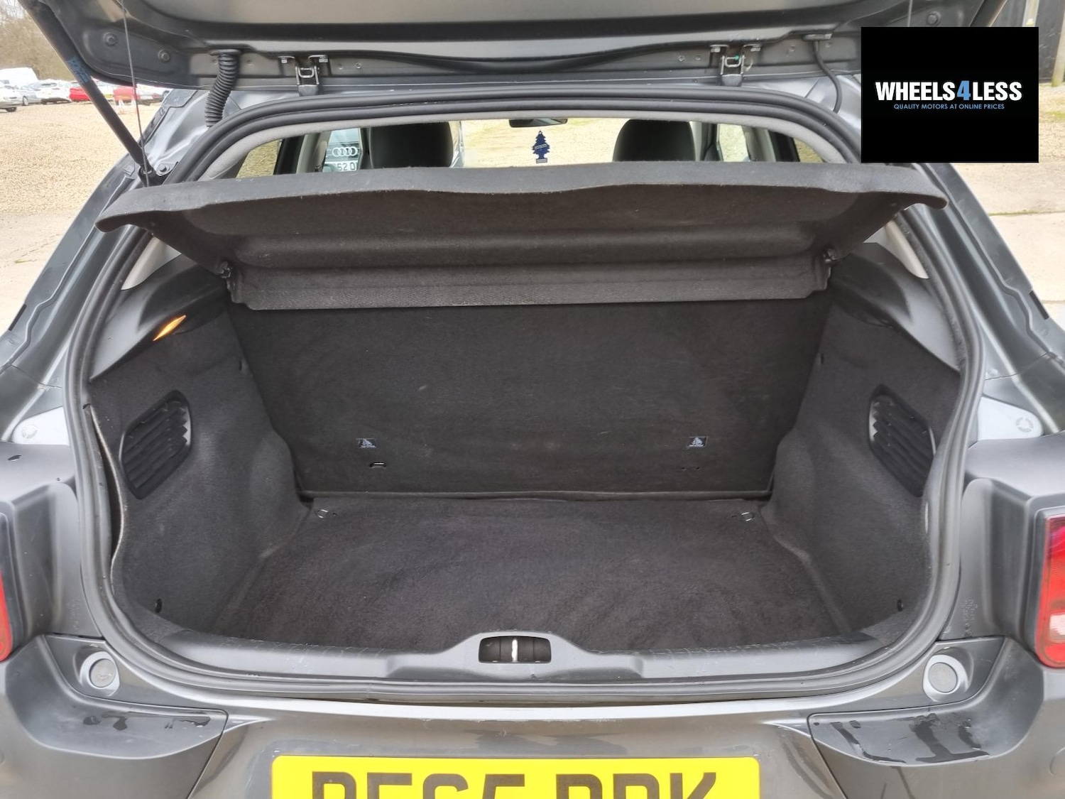 Used Citroen C4 Cactus 2015 for sale - 77679035: Photo 8