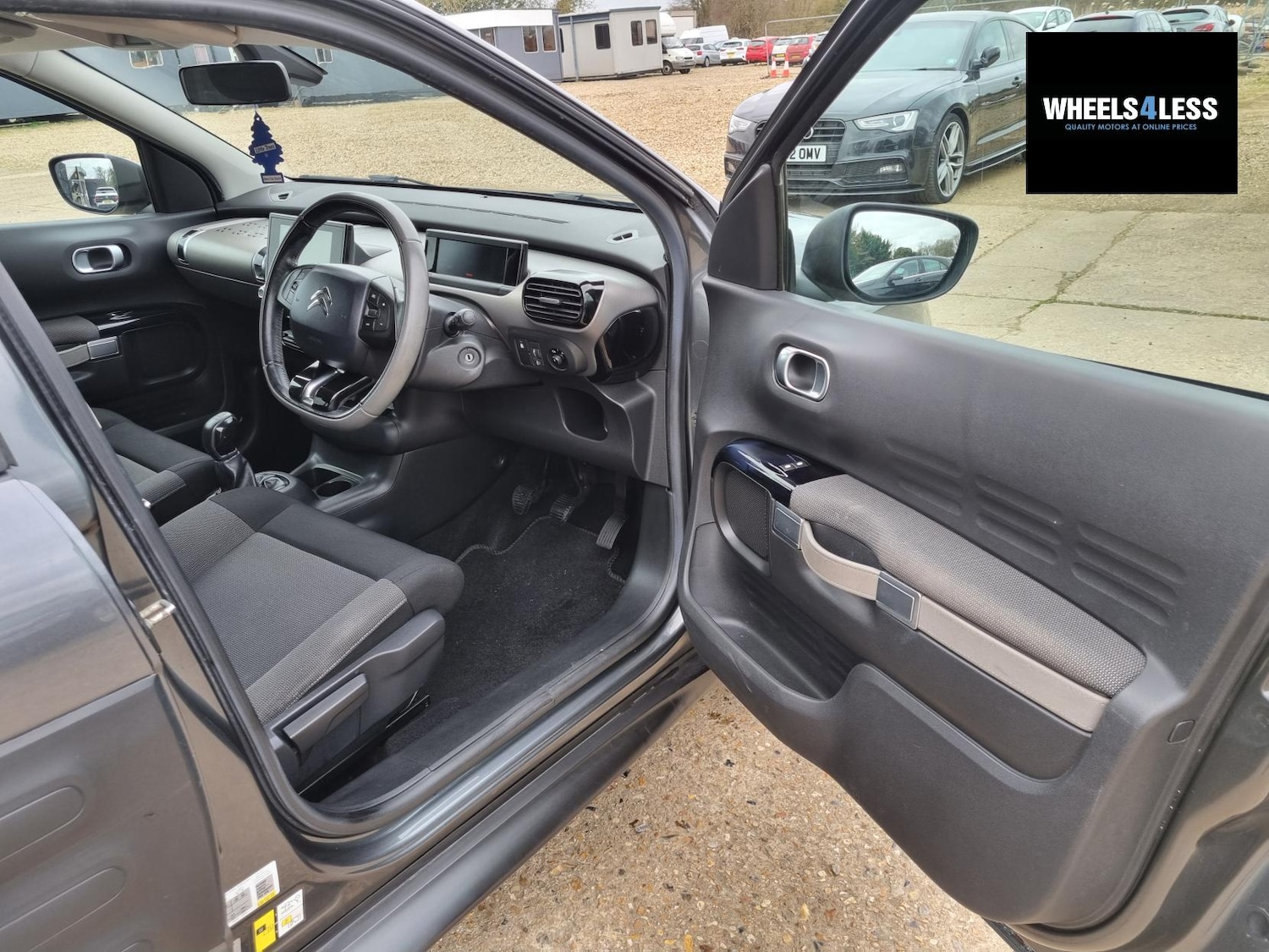 Used Citroen C4 Cactus 2015 for sale - 77679035: Photo 9