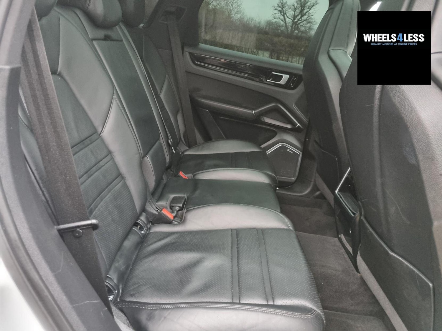 Used Porsche Cayenne 2018 for sale - 76384623: Photo 12