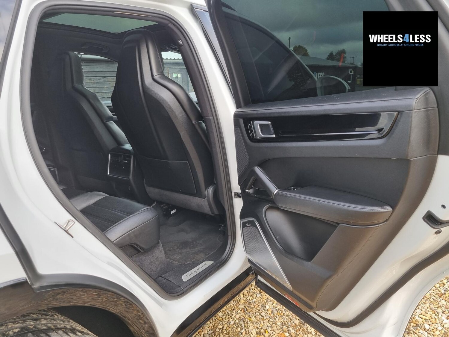 Used Porsche Cayenne 2018 for sale - 76384623: Photo 33