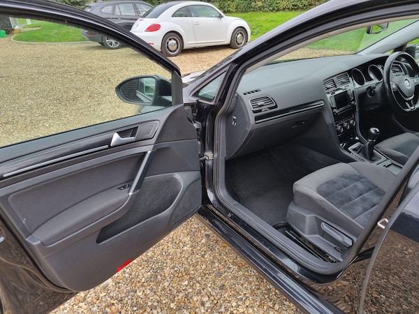 Used Volkswagen Golf 2014 for sale - 75634915: Photo 10