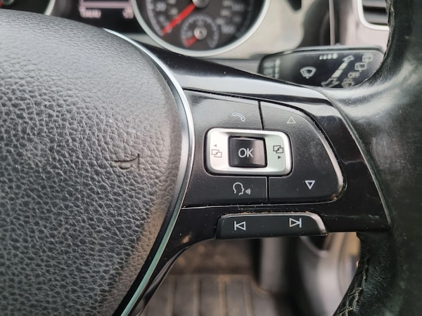 Used Volkswagen Golf 2014 for sale - 75634915: Photo 23
