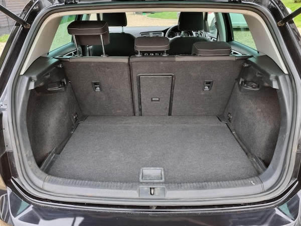 Used Volkswagen Golf 2014 for sale - 75634915: Photo 8