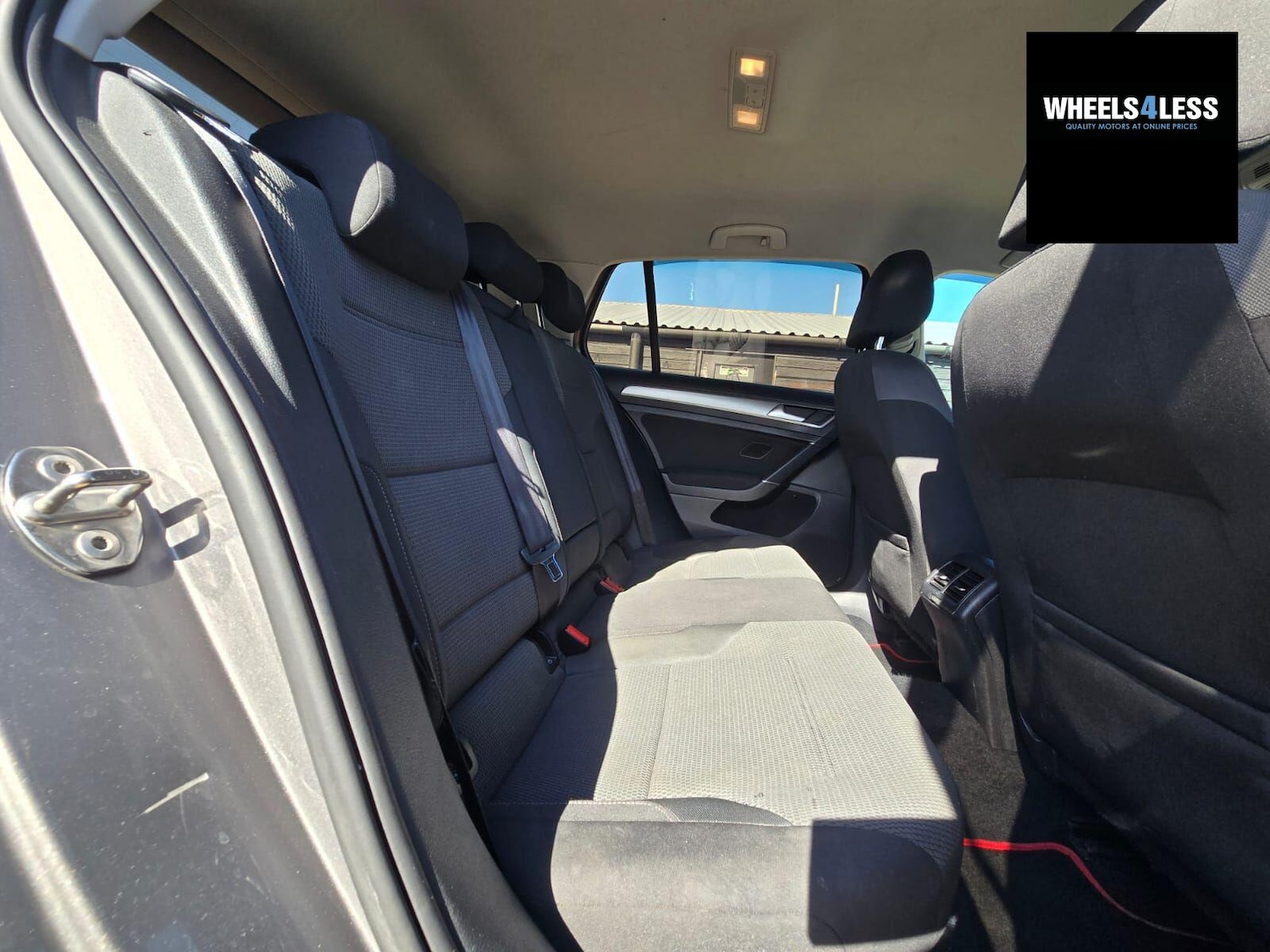 Used Volkswagen Golf 2014 for sale - 76384621: Photo 10