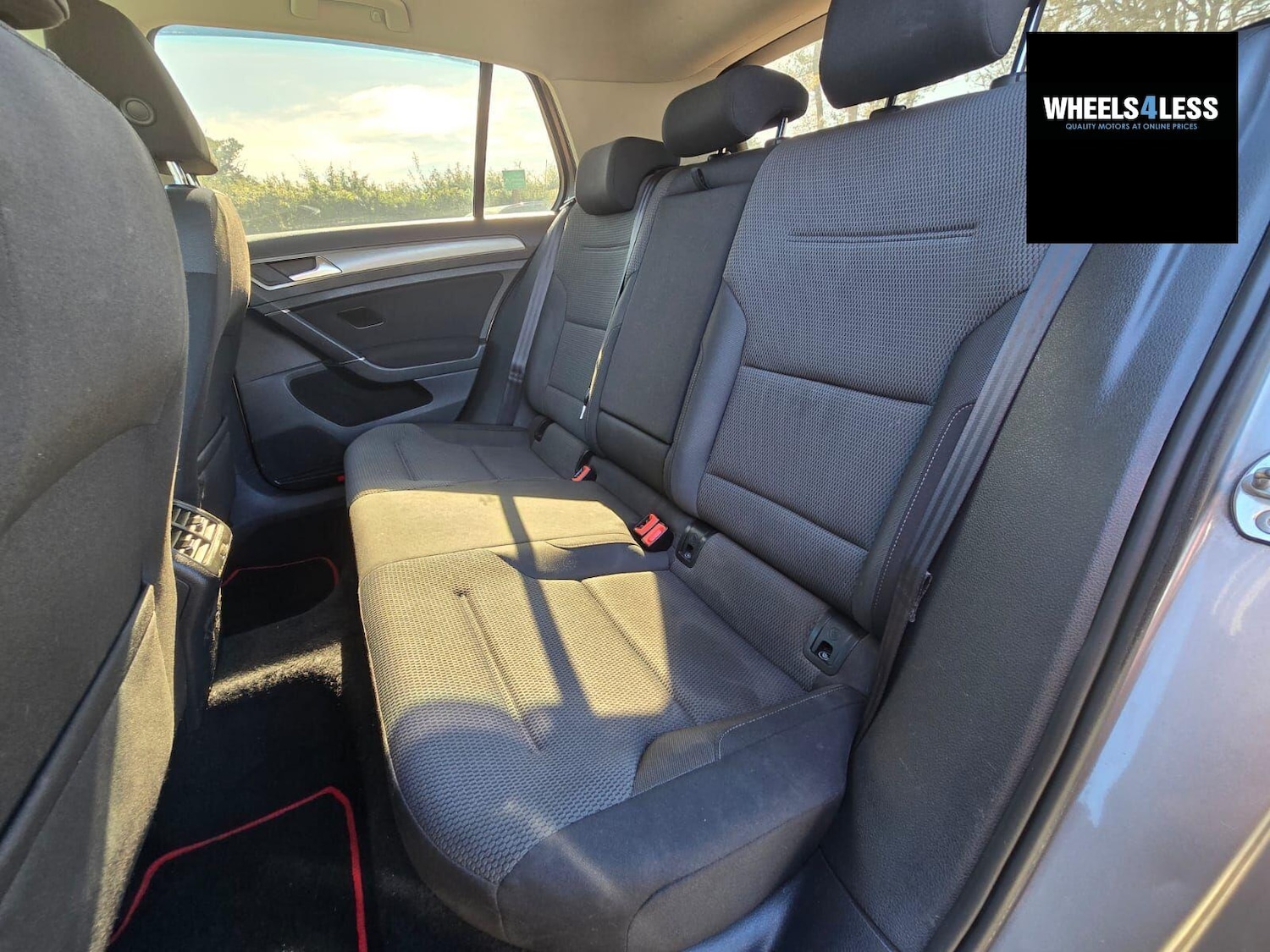 Used Volkswagen Golf 2014 for sale - 76384621: Photo 18