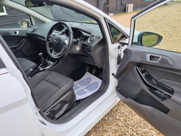 Used Ford Fiesta 2016 for sale - 75634910: Photo 12