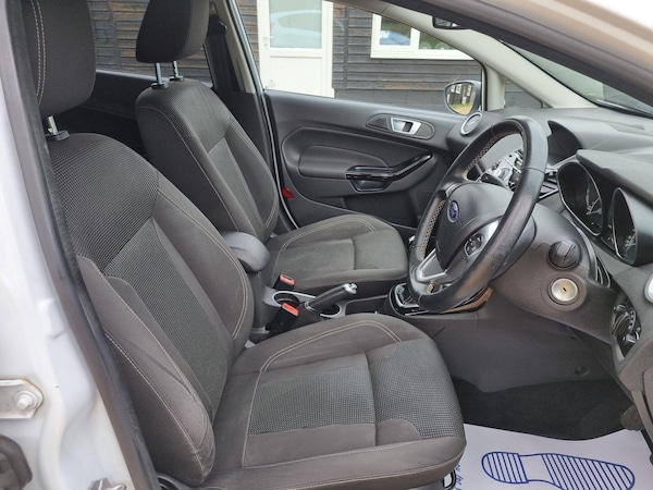 Used Ford Fiesta 2016 for sale - 75634910: Photo 14