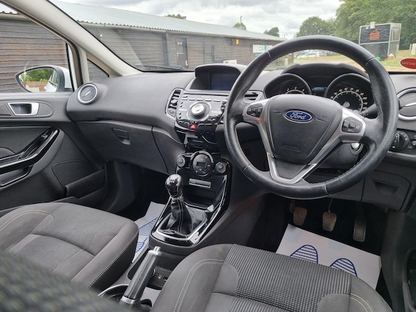 Used Ford Fiesta 2016 for sale - 75634910: Photo 24