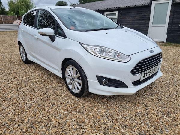 Used Ford Fiesta 2016 for sale - 75634910: Photo 2