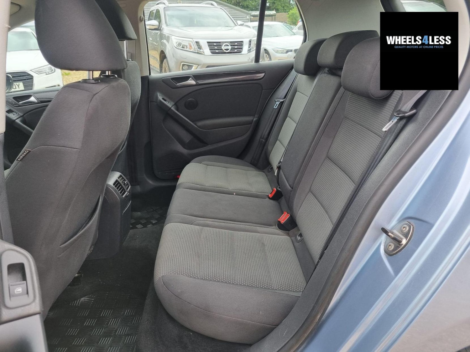 Used Volkswagen Golf 2011 for sale - 76384593: Photo 7