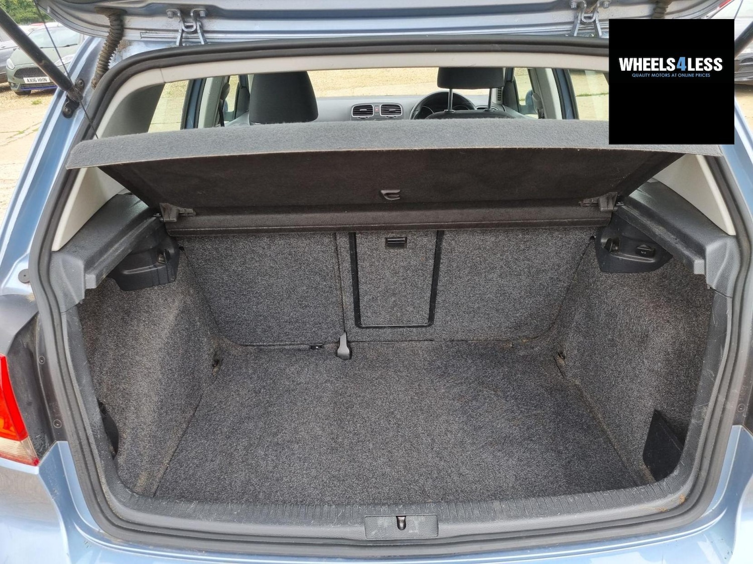 Used Volkswagen Golf 2011 for sale - 76384593: Photo 8