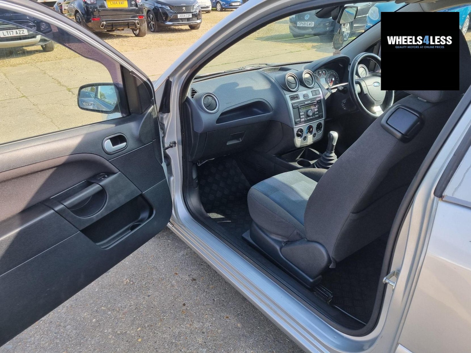 Used Ford Fiesta 2007 for sale - 76384627: Photo 10