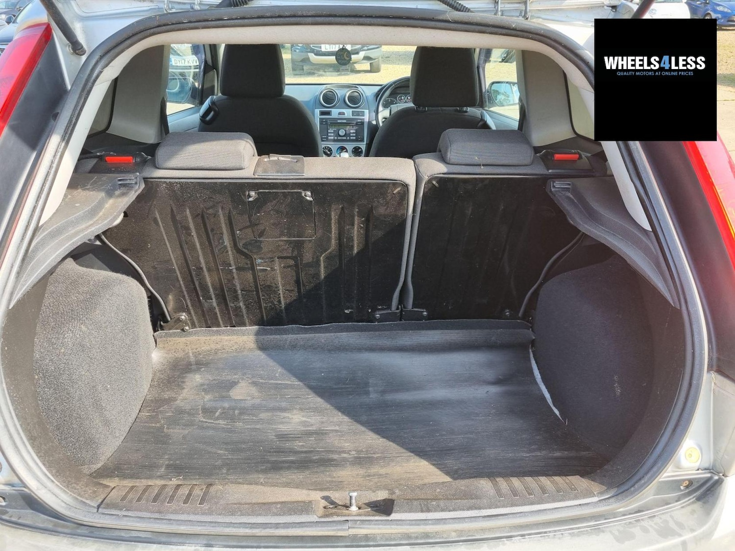 Used Ford Fiesta 2007 for sale - 76384627: Photo 8