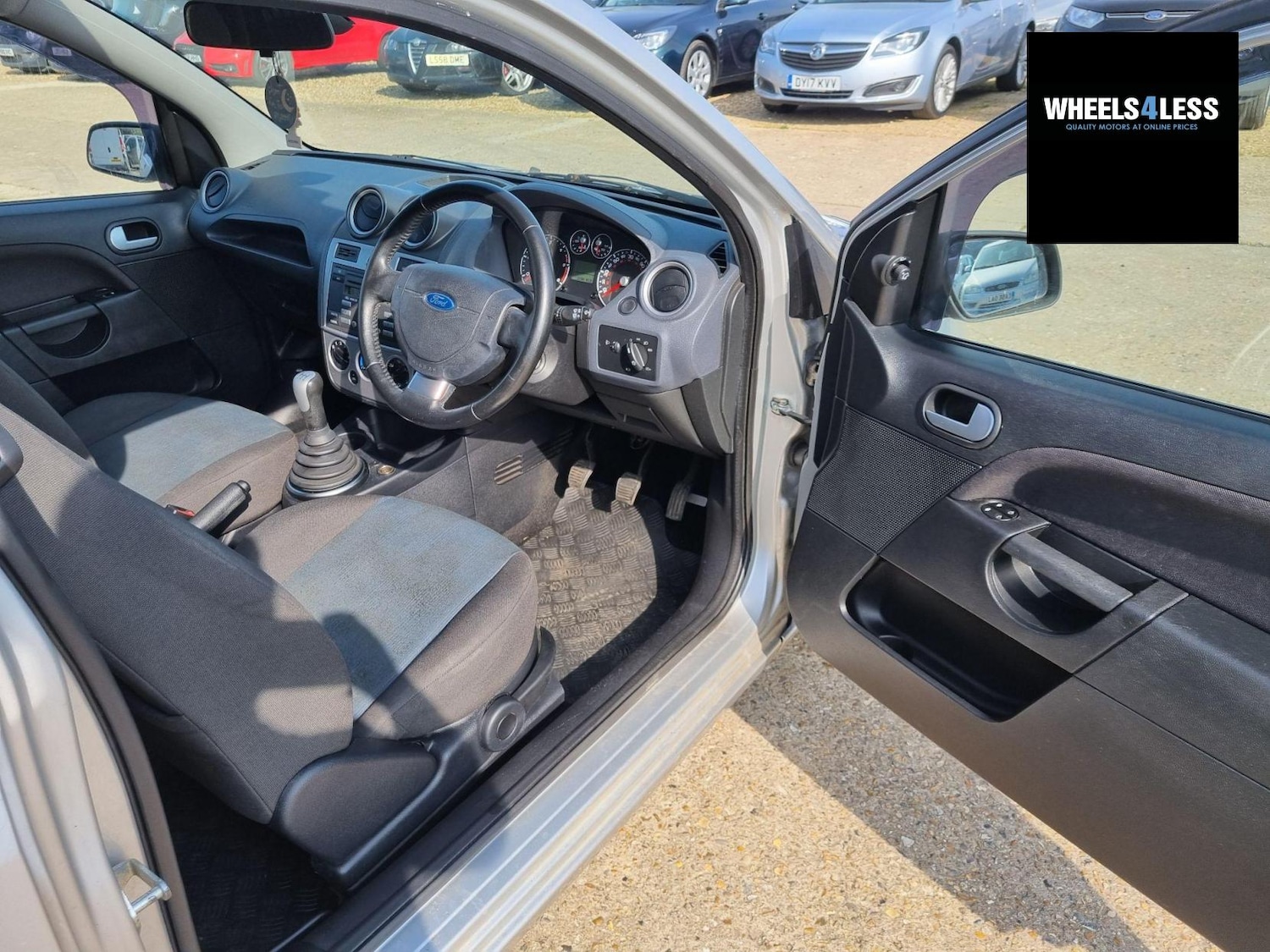 Used Ford Fiesta 2007 for sale - 76384627: Photo 9