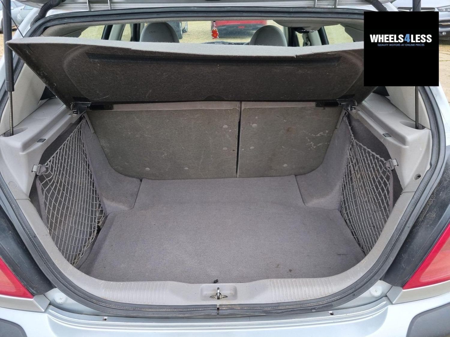 Used Nissan Almera 2002 for sale - 76384636: Photo 8