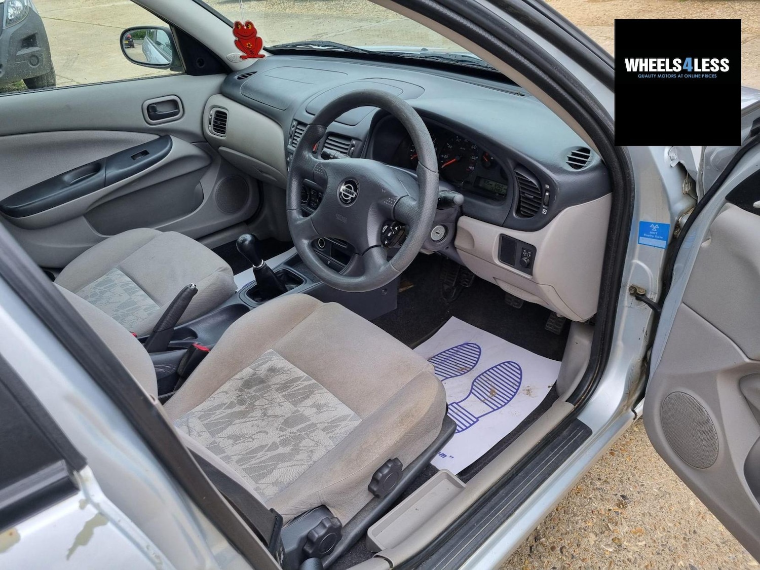 Used Nissan Almera 2002 for sale - 76384636: Photo 9