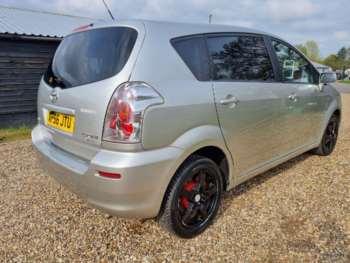 Used Toyota Corolla Verso 2007 for sale - 74383009: Photo