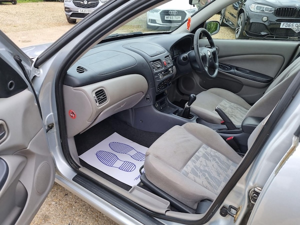 Used Nissan Almera 2002 for sale - 74739098: Photo 10