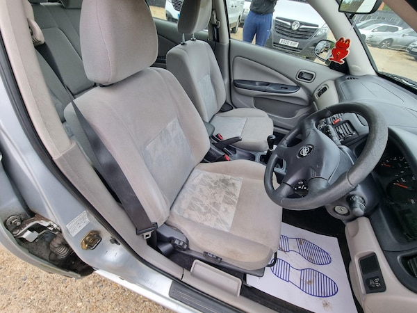 Used Nissan Almera 2002 for sale - 74739098: Photo 6