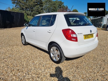 Used Skoda Fabia 2014 for sale - 79520173: Photo