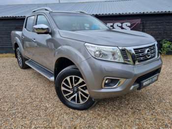 Used Nissan Navara 2017 for sale - 74598149: Photo