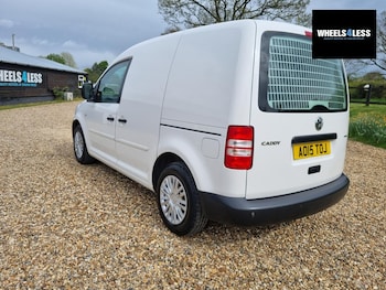 Used Volkswagen Caddy 2015 for sale - 78230051: Photo