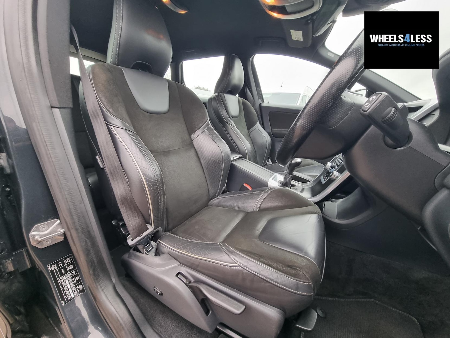 Used Volvo XC60 2015 for sale - 76918751: Photo 22