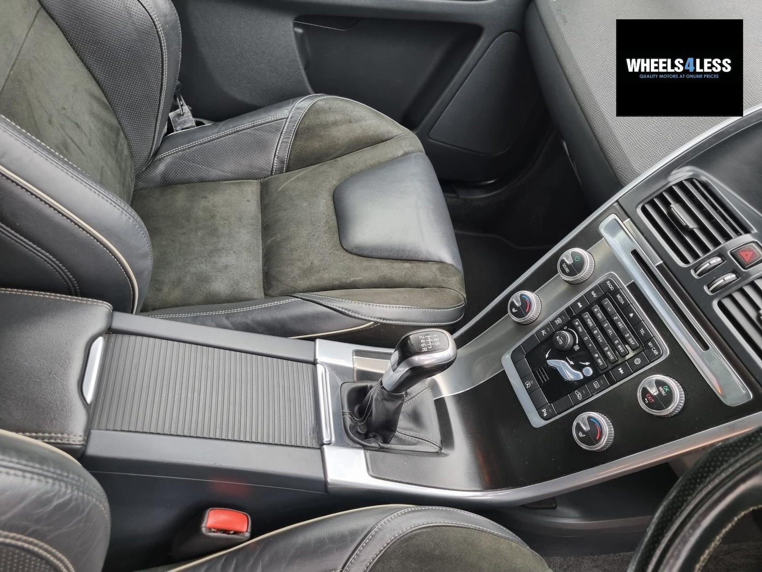 Used Volvo XC60 2015 for sale - 76918751: Photo 23