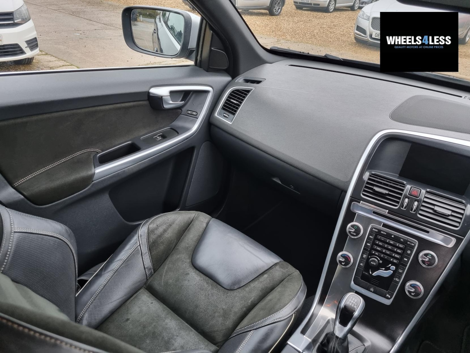 Used Volvo XC60 2015 for sale - 76918751: Photo 27