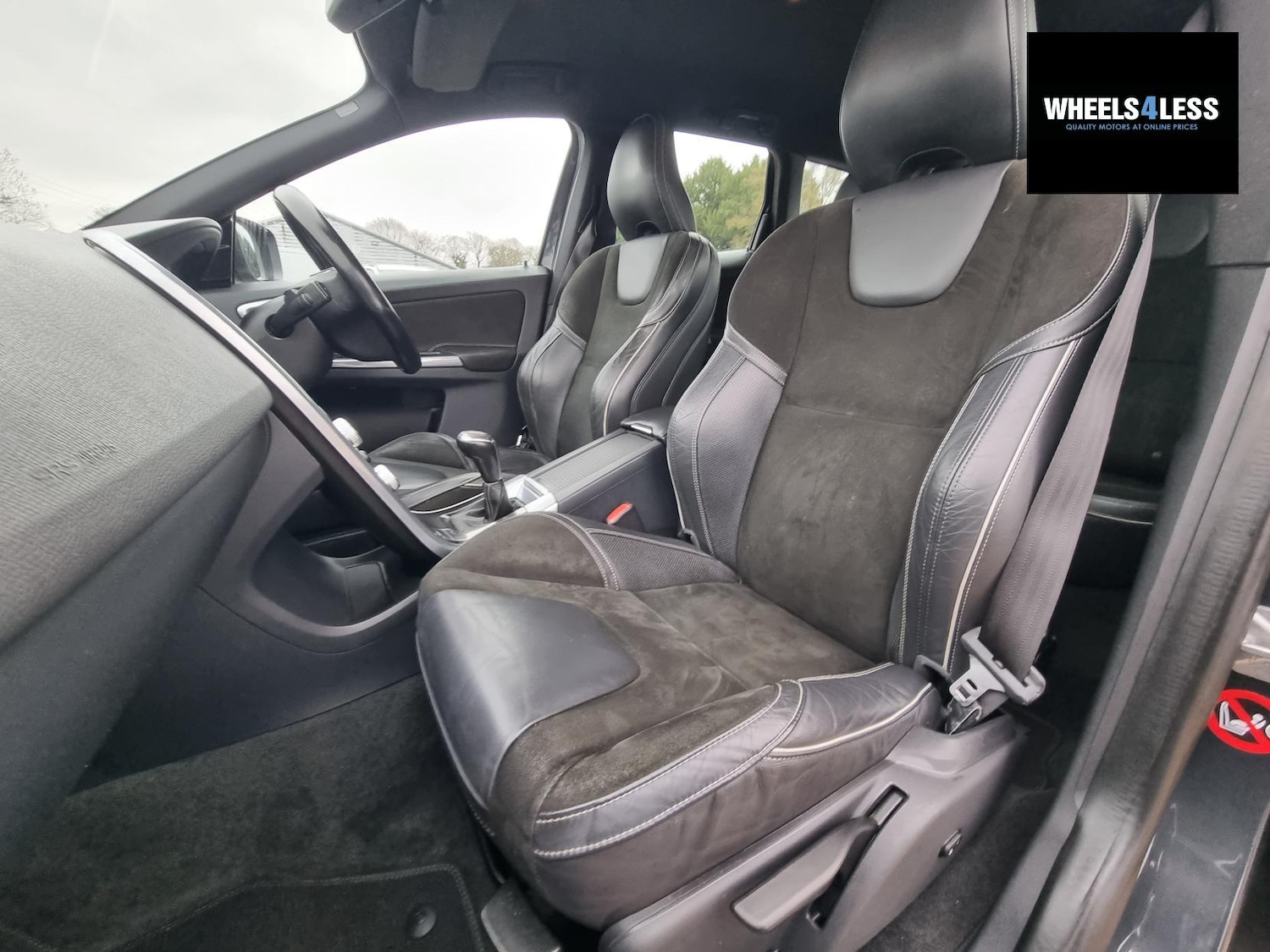 Used Volvo XC60 2015 for sale - 76918751: Photo 33