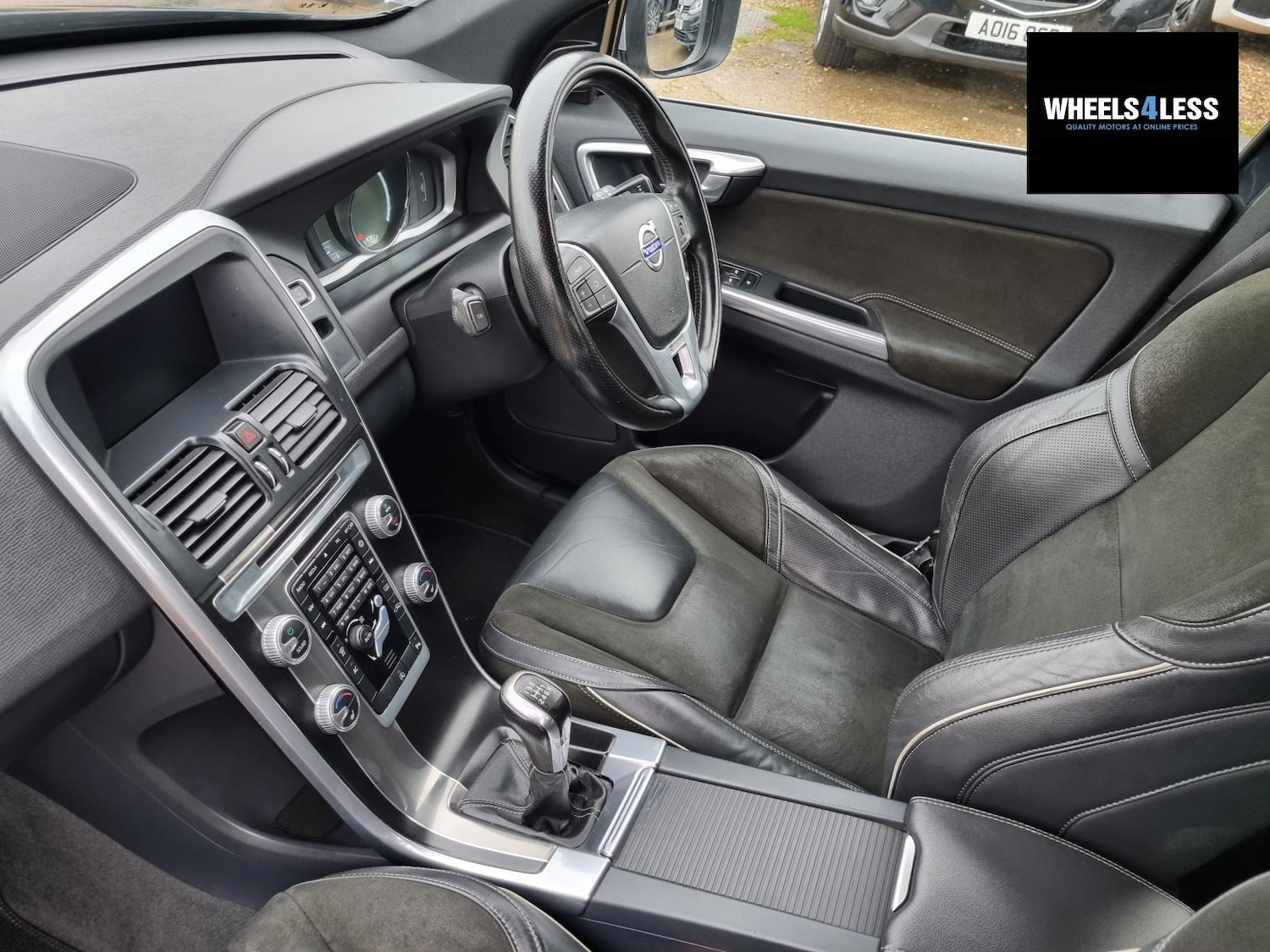 Used Volvo XC60 2015 for sale - 76918751: Photo 34