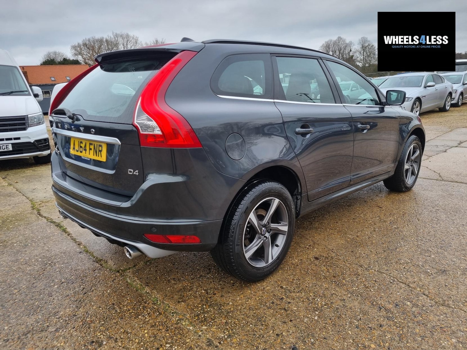 Used Volvo XC60 2015 for sale - 76918751: Photo 8