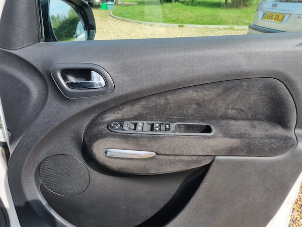 Used Citroen C3 Picasso 2010 for sale - 75478905: Photo 14