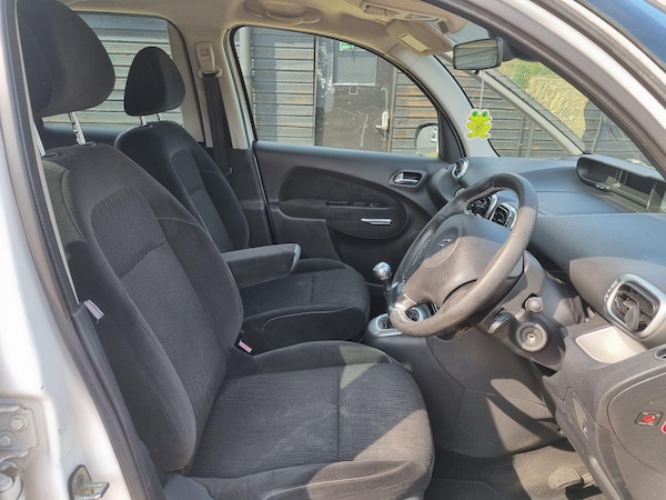 Used Citroen C3 Picasso 2010 for sale - 75478905: Photo 15