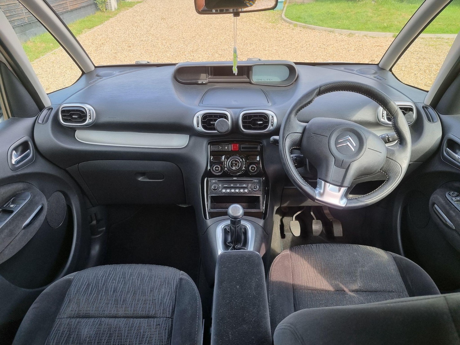 Vehicle 22