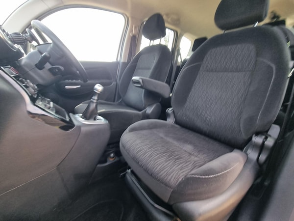Used Citroen C3 Picasso 2010 for sale - 75478905: Photo 33