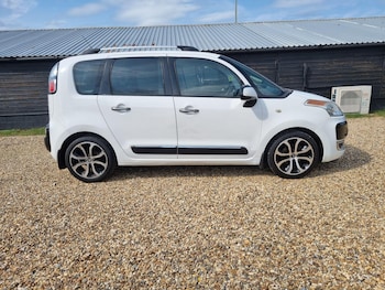 Used Citroen C3 Picasso 2010 for sale - 75478905: Photo