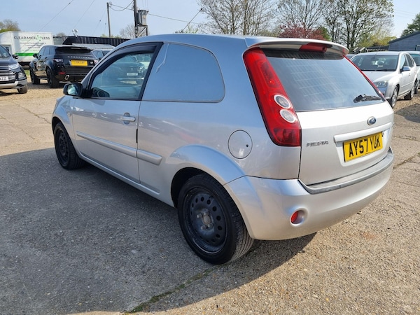 Used Ford Fiesta 2007 for sale - 74498055: Photo 4