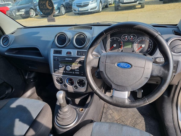 Used Ford Fiesta 2007 for sale - 74498055: Photo 5